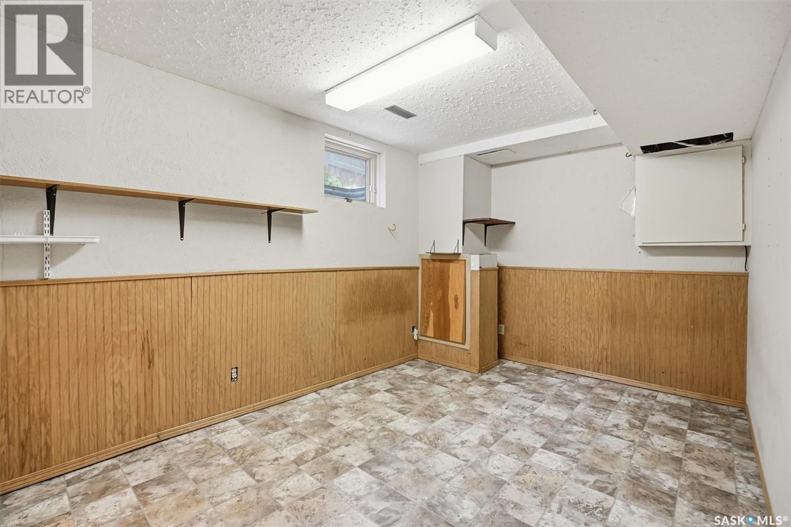 330 Fehr Crescent, Martensville, Saskatchewan  S0K 0A2 - Photo 34 - SK025522