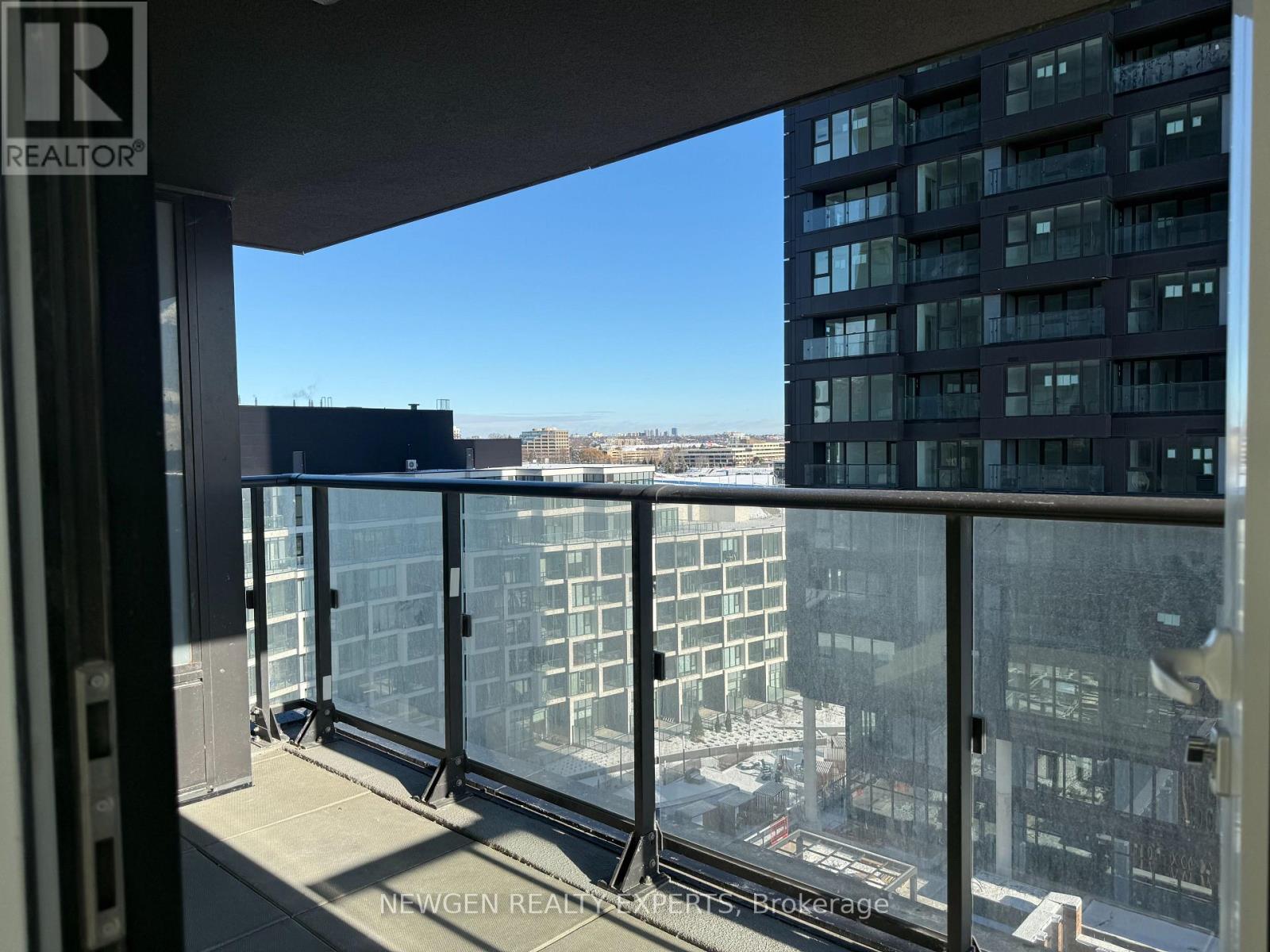 913 - 1 Quarrington Lane, Toronto, Ontario  M3C 0S4 - Photo 21 - C12621864