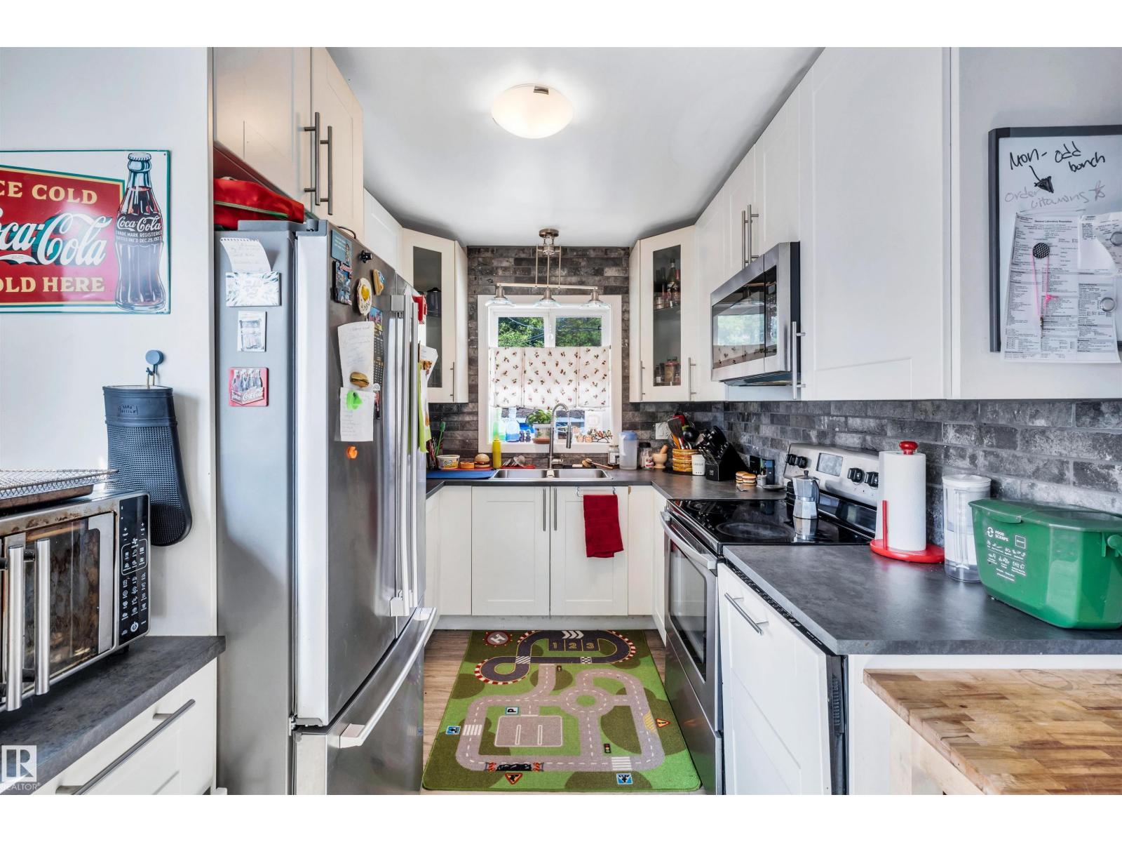 9516 63 Av Nw, Edmonton, Alberta  T6E 0G4 - Photo 7 - E4453446