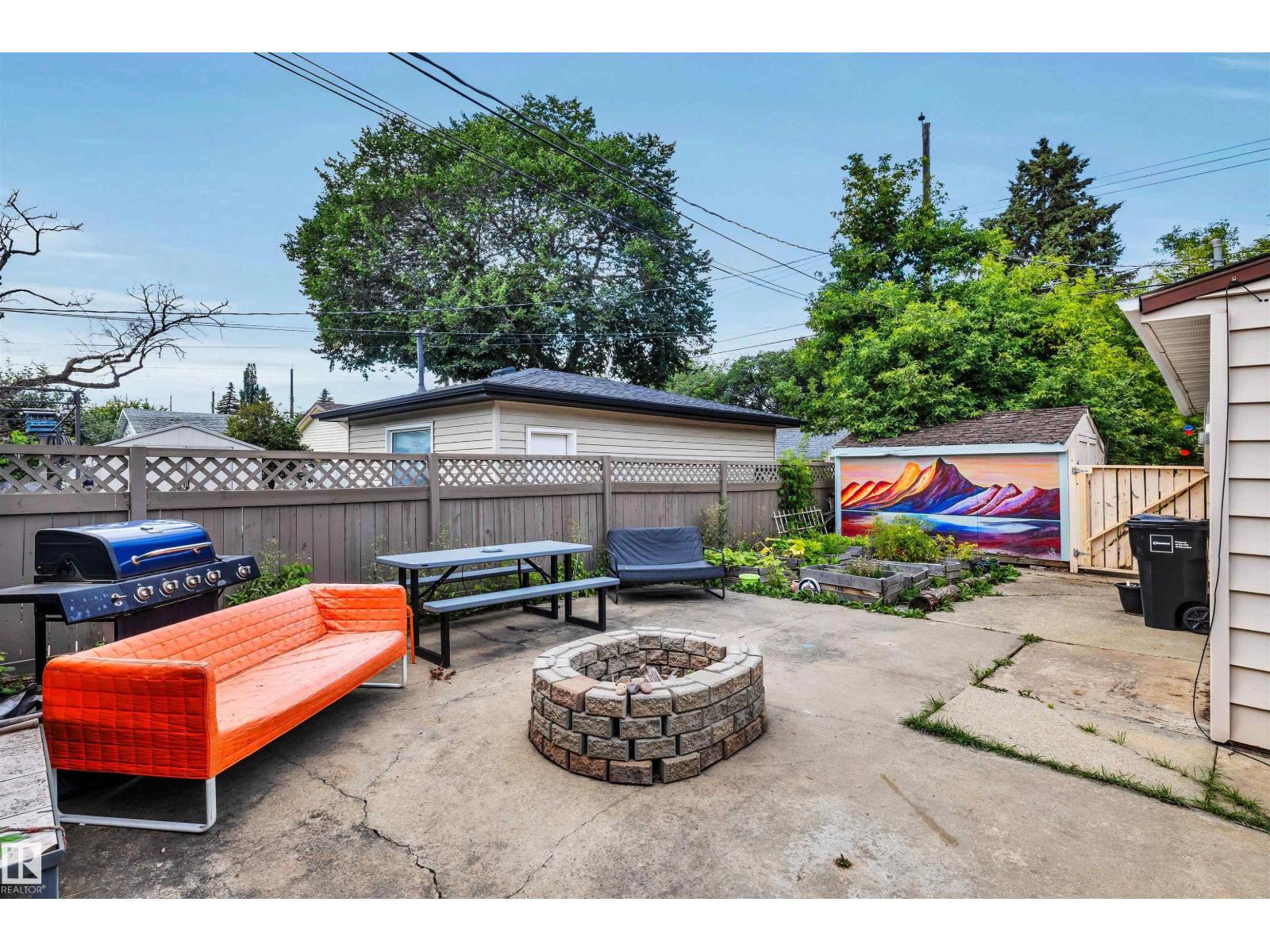 9516 63 Av Nw, Edmonton, Alberta  T6E 0G4 - Photo 6 - E4453446