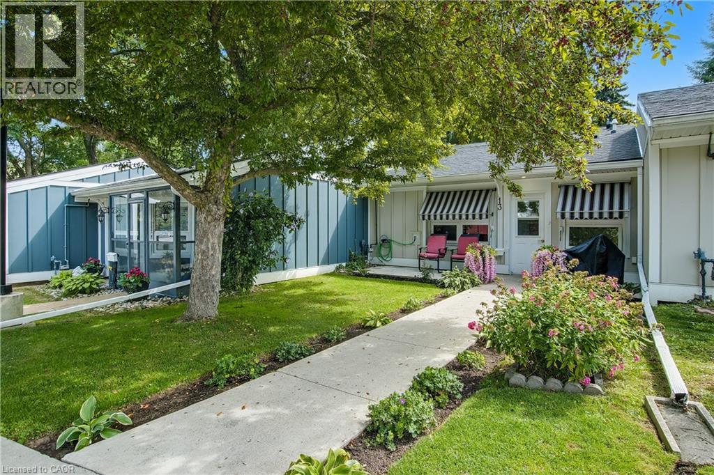 13 Sister Varga Terrace, Hamilton, Ontario  L9B 1T8 - Photo 3 - 40793536