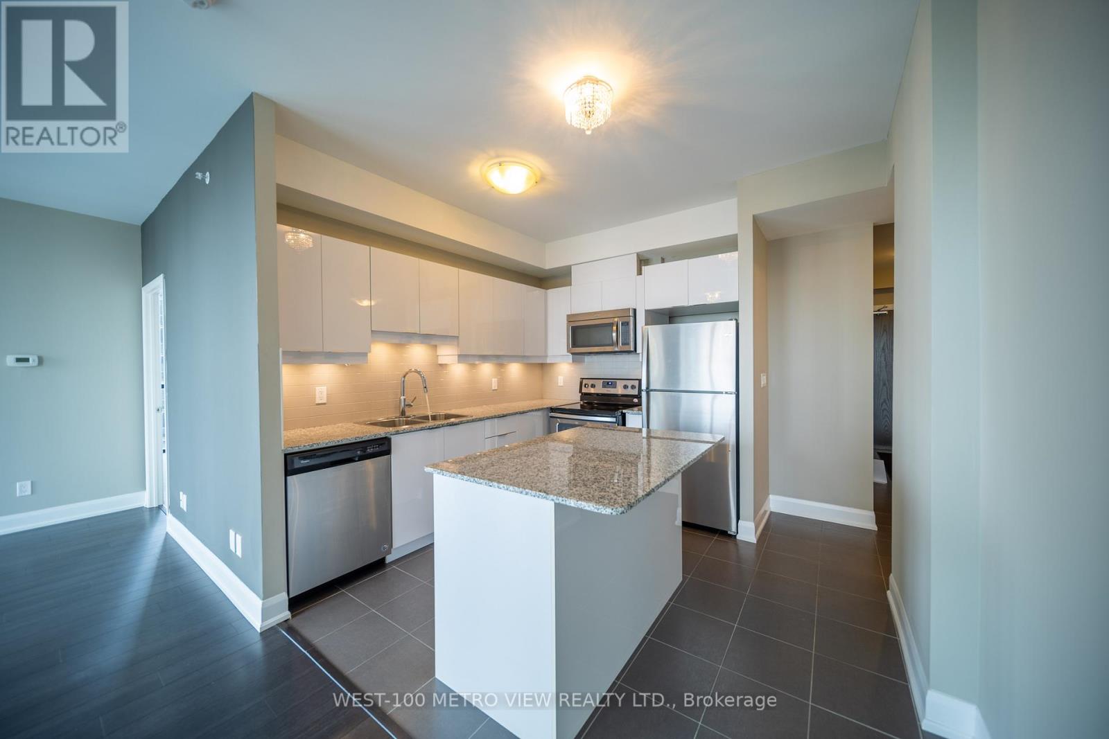 1209 - 2910 Highway 7 Road, Vaughan, Ontario  L4K 0H8 - Photo 8 - N12627378