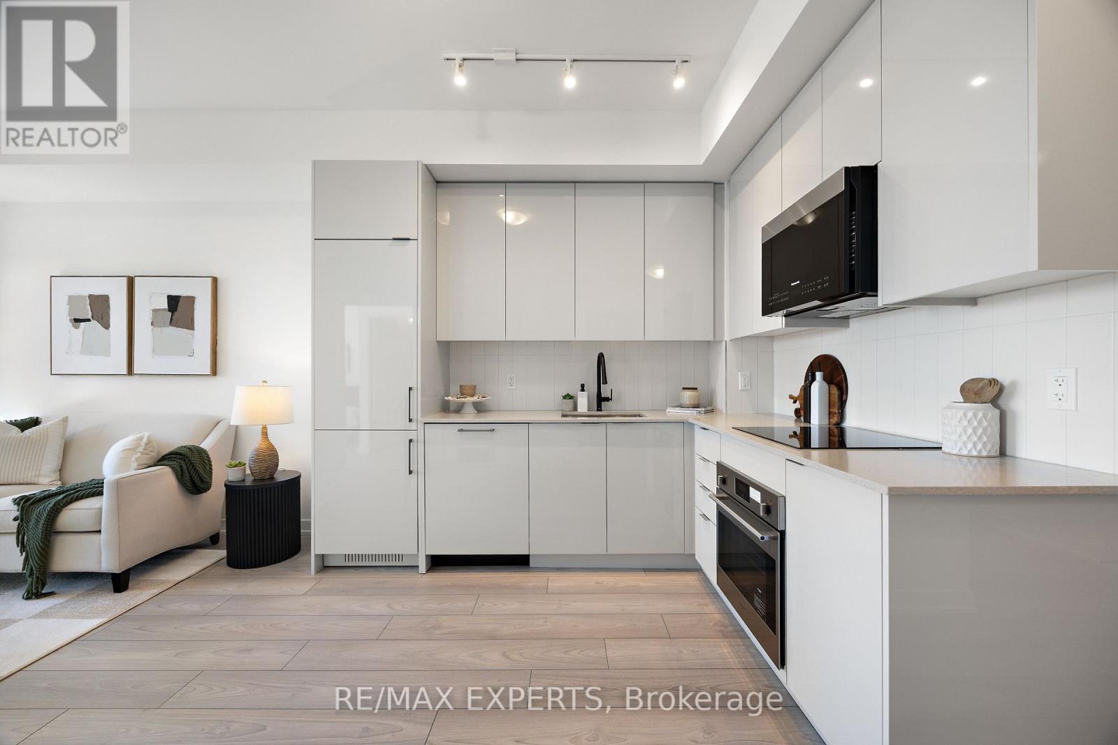 2521 - 10 ABEJA STREET, Vaughan, Ontario