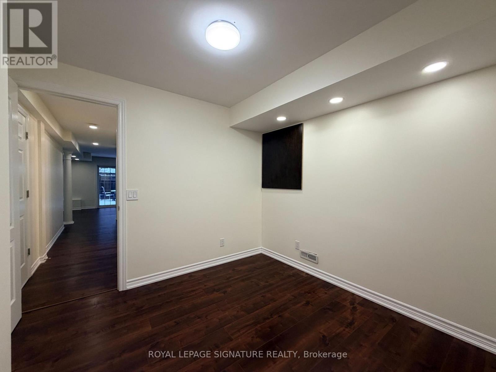 Lower - 331 Spruce Grove Crescent, Newmarket, Ontario  L3X 2X2 - Photo 11 - N12627470