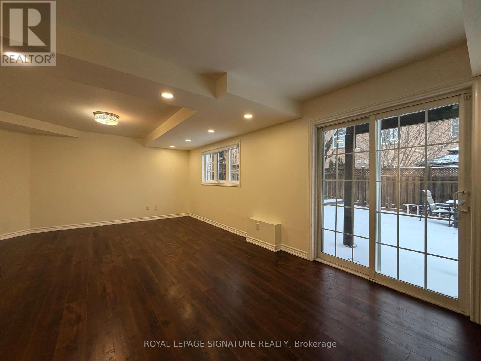 Lower - 331 Spruce Grove Crescent, Newmarket, Ontario  L3X 2X2 - Photo 5 - N12627470