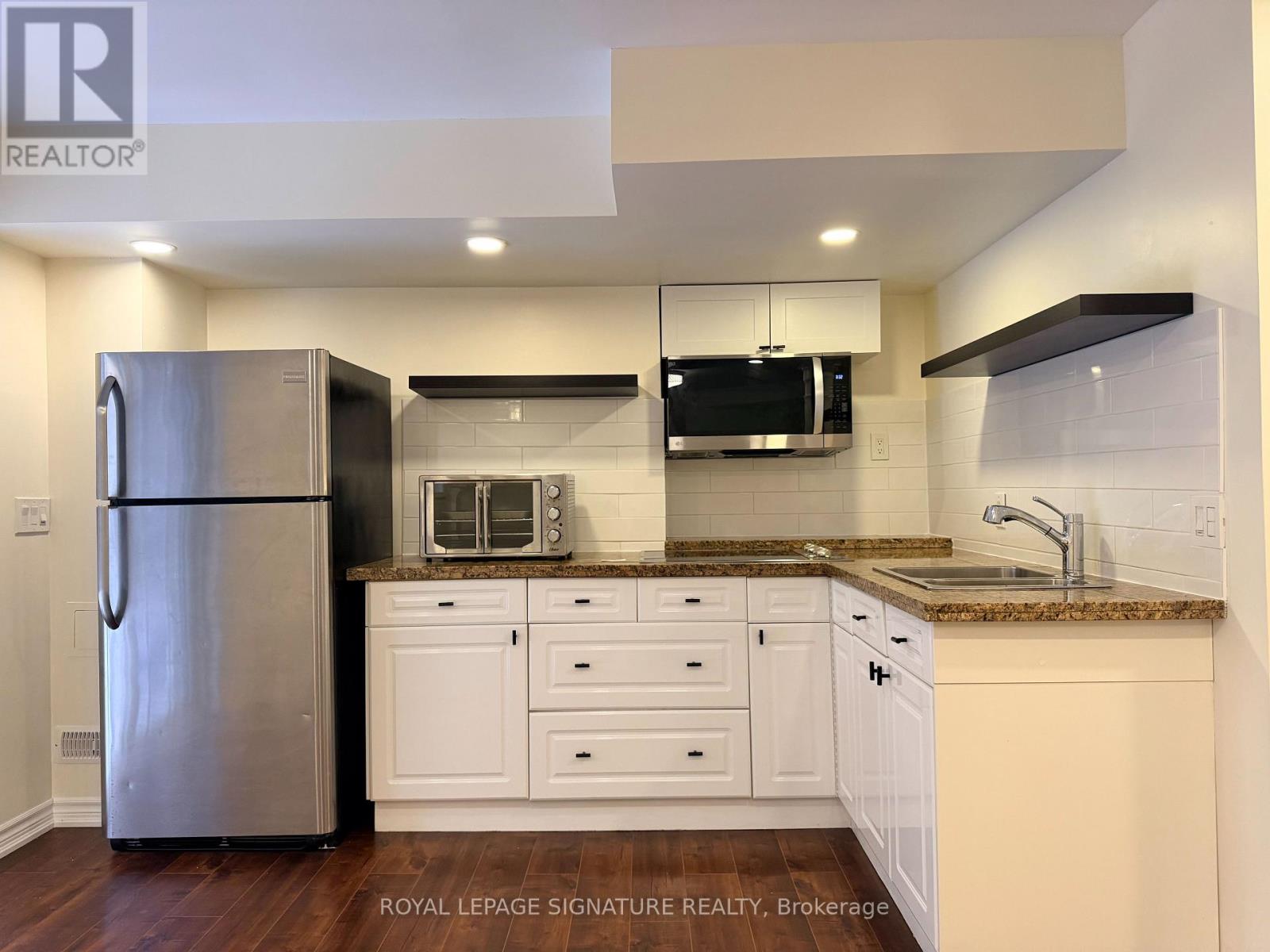 Lower - 331 Spruce Grove Crescent, Newmarket, Ontario  L3X 2X2 - Photo 6 - N12627470