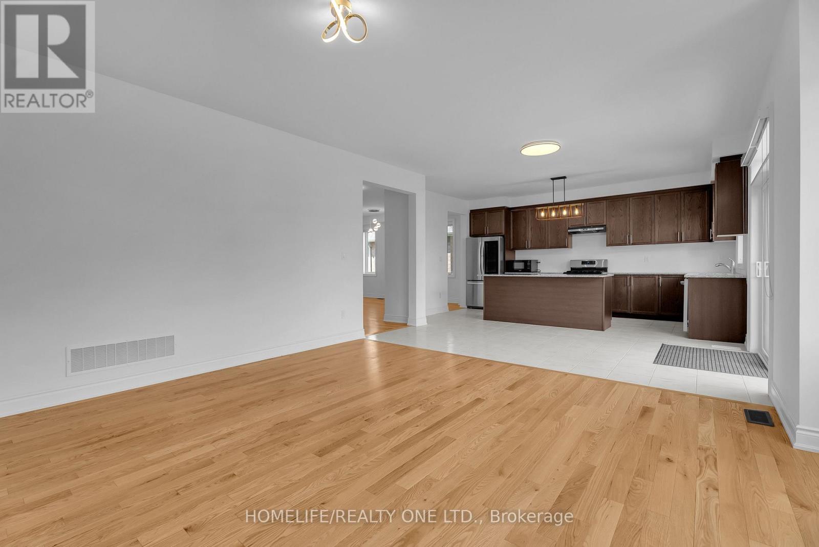 47 Autumn Drive, Wasaga Beach, Ontario  L9Z 0K7 - Photo 34 - S12627360