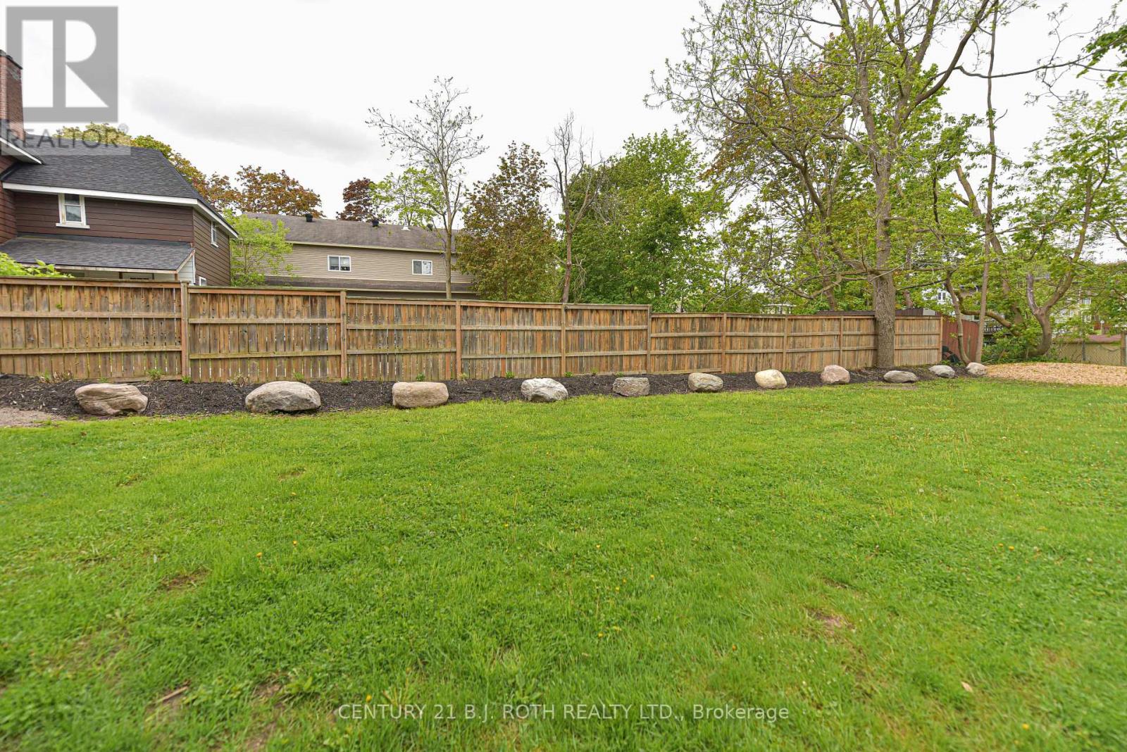 274 Mississaga Street W, Orillia, Ontario  L3V 3B8 - Photo 10 - S12627390