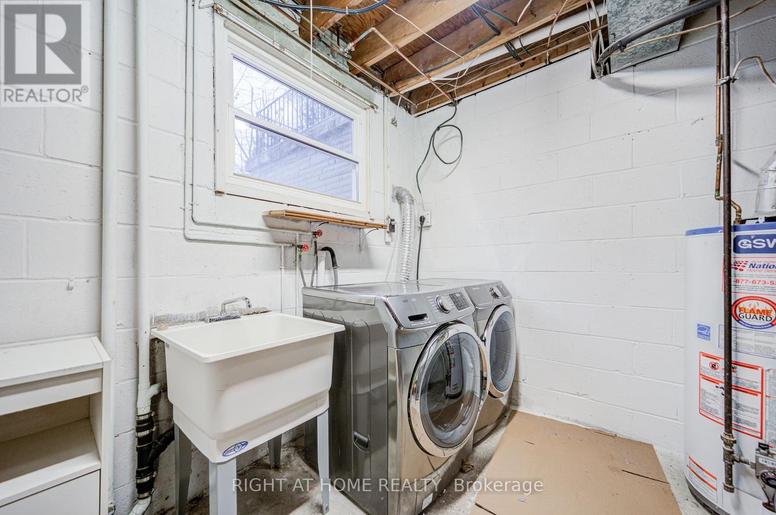 1445 Ryan Place, Mississauga, Ontario  L5C 1J7 - Photo 34 - W12535596