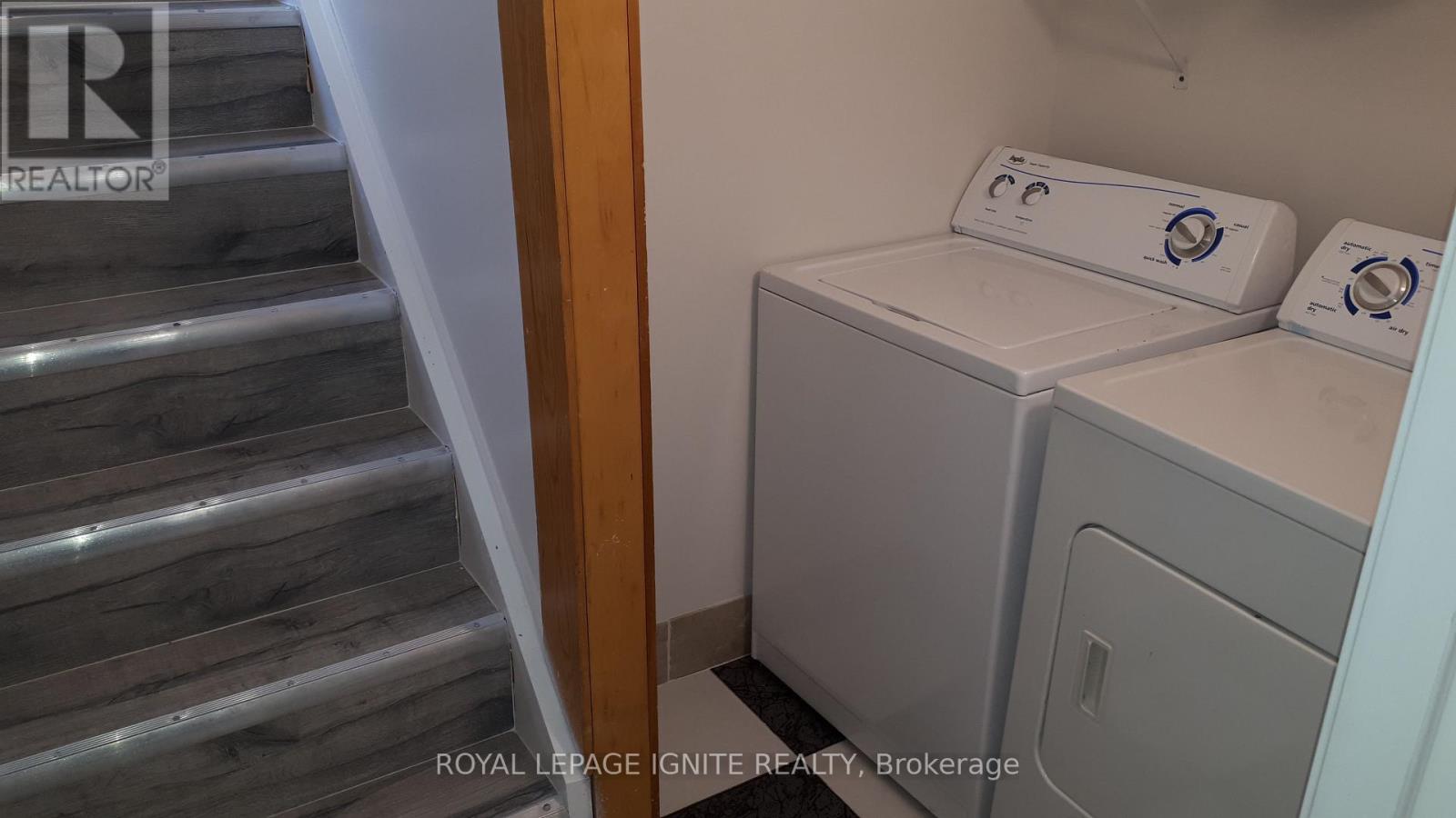 Bsmt - 21 Humheller Road, Toronto, Ontario  M9W 5K2 - Photo 2 - W12627362