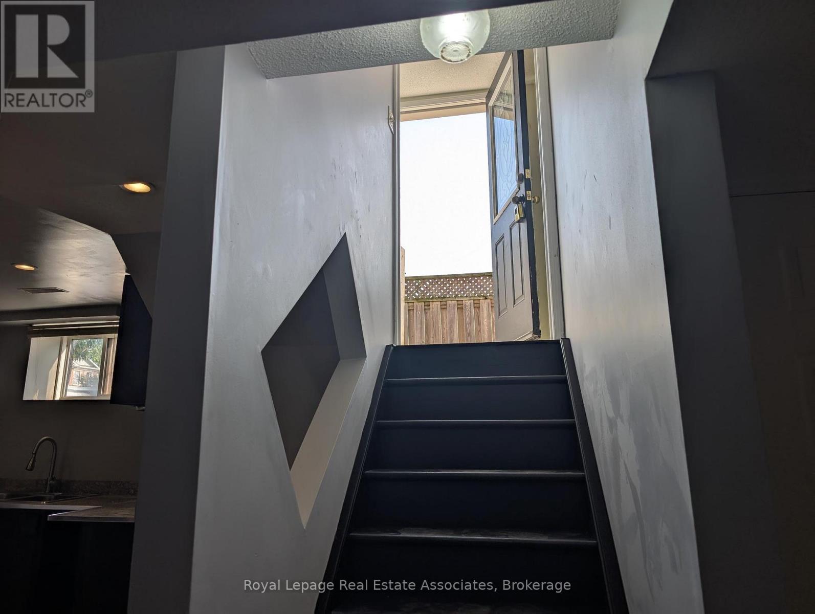 Bsmt - 36 Spicebush Terrace, Brampton, Ontario  L6X 0J8 - Photo 31 - W12627416