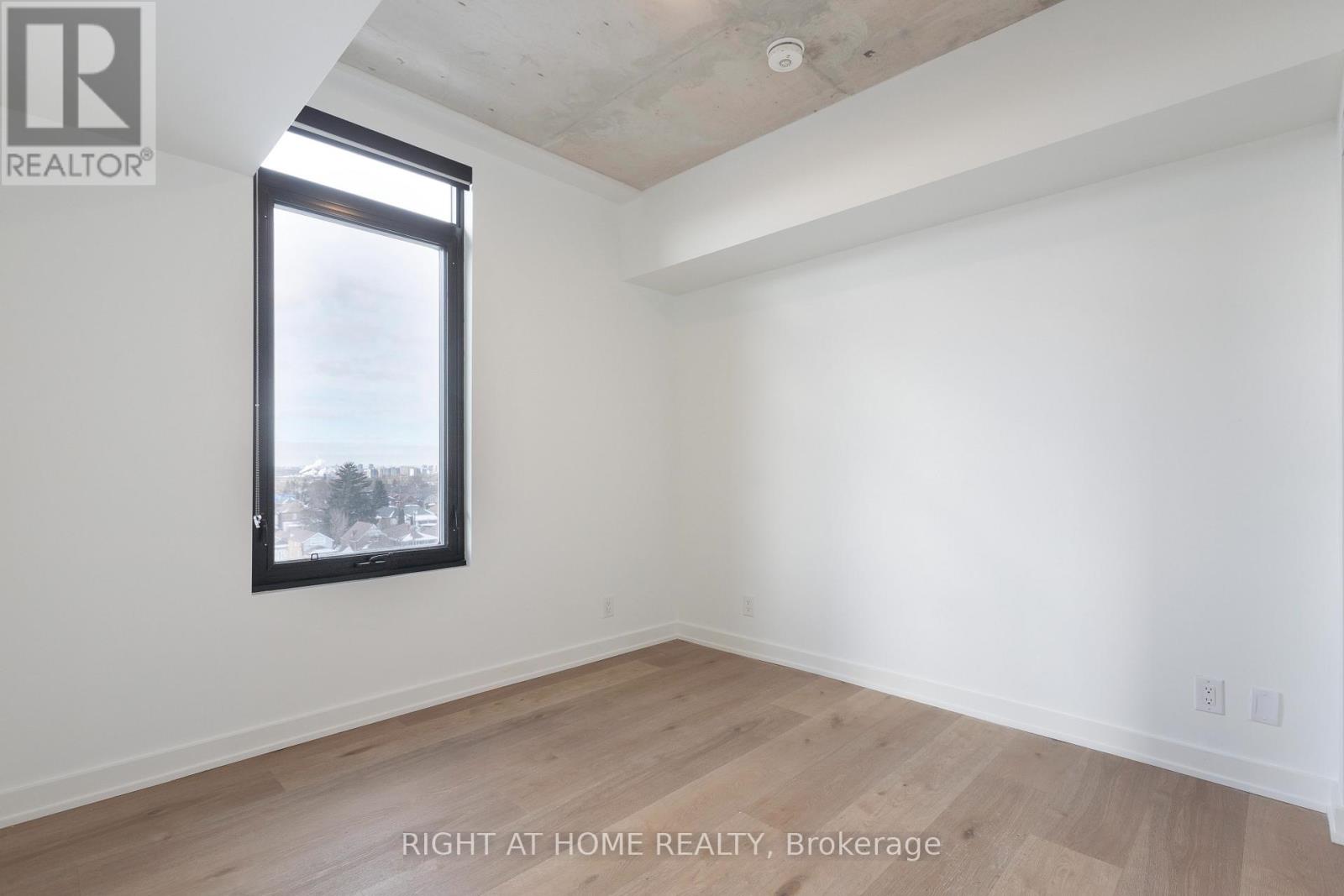 701 - 7 Fairbank Avenue W, Toronto, Ontario  M6E 3Y5 - Photo 21 - W12627524