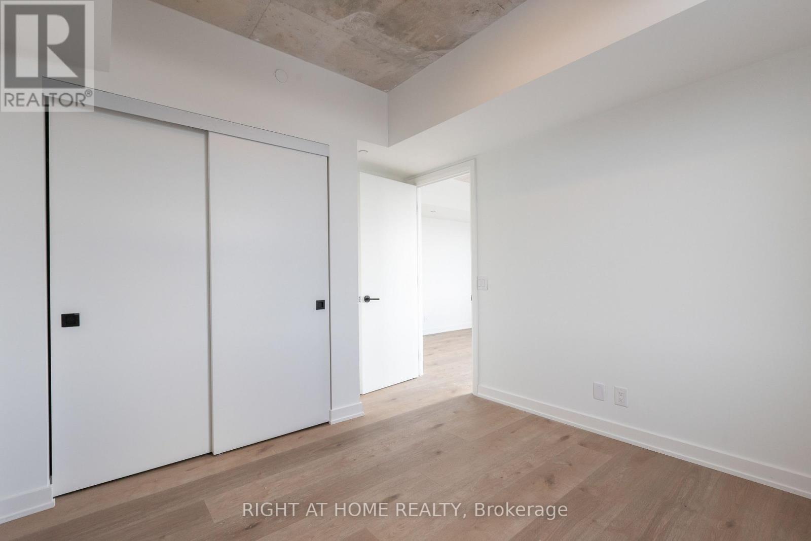 701 - 7 Fairbank Avenue W, Toronto, Ontario  M6E 3Y5 - Photo 22 - W12627524