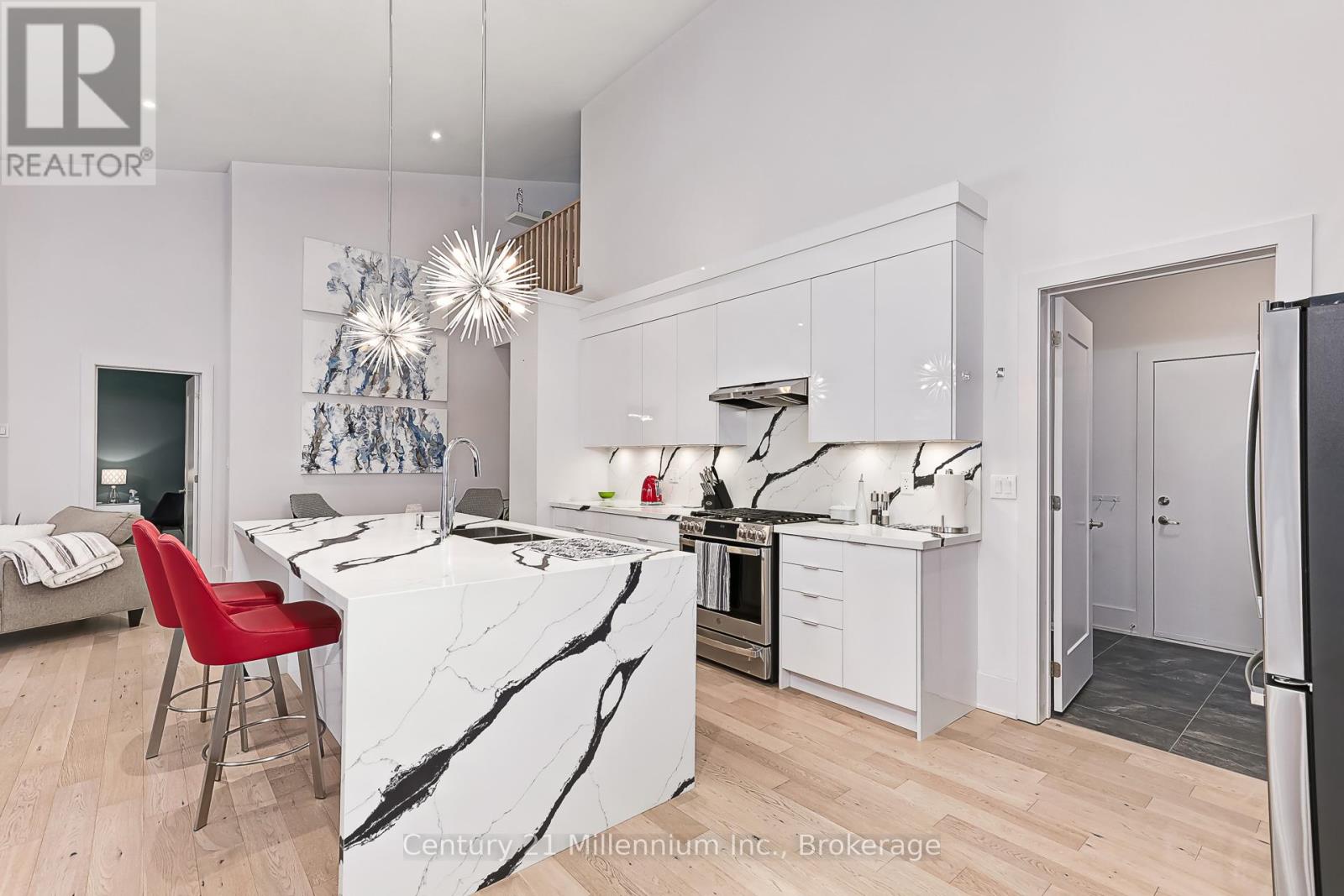 126 Tekiah Road, Blue Mountains, Ontario  N0H 1J0 - Photo 14 - X12627554