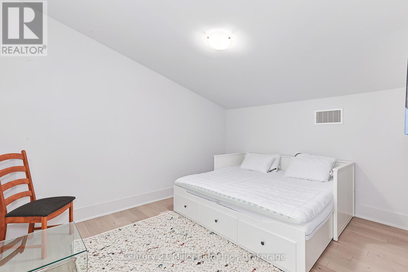 126 Tekiah Road, Blue Mountains, Ontario  N0H 1J0 - Photo 35 - X12627554