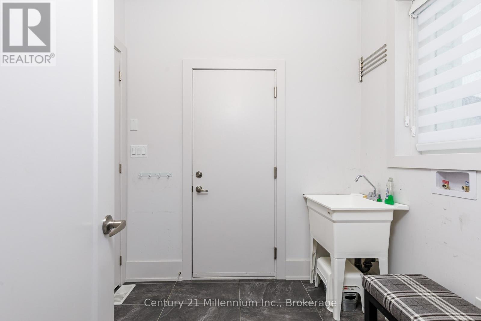 126 Tekiah Road, Blue Mountains, Ontario  N0H 1J0 - Photo 46 - X12627554