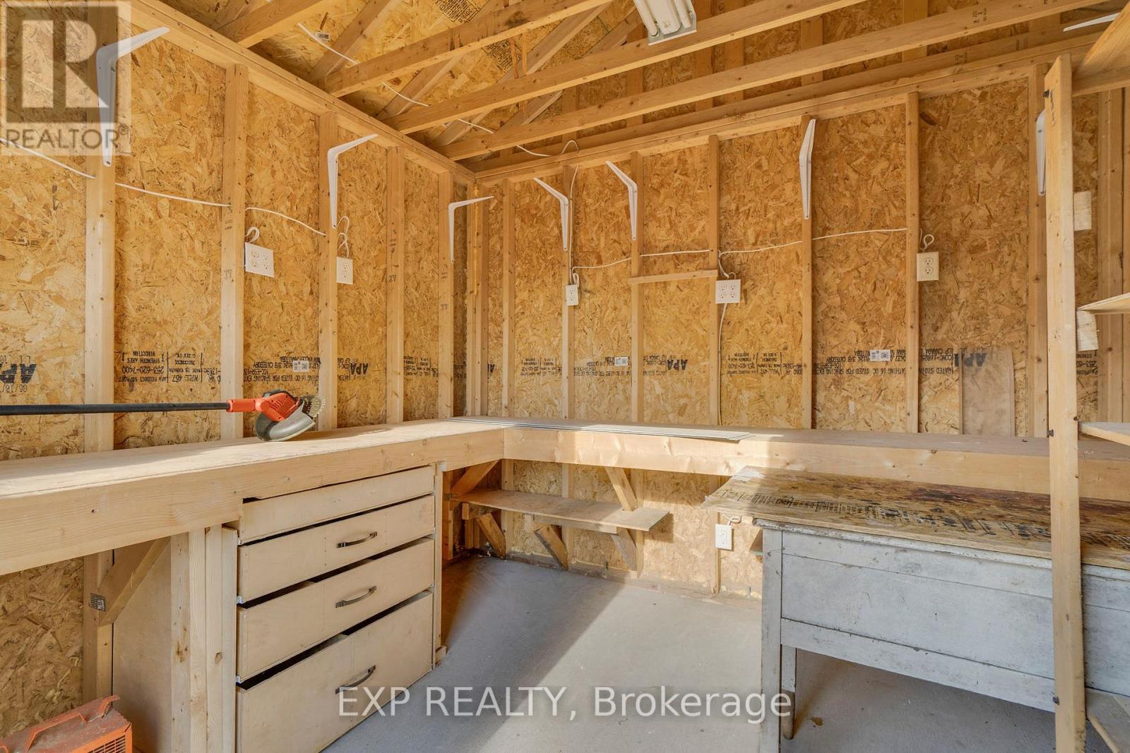 217 Fairfield Avenue, Hamilton, Ontario  L8H 5H5 - Photo 25 - X12627384