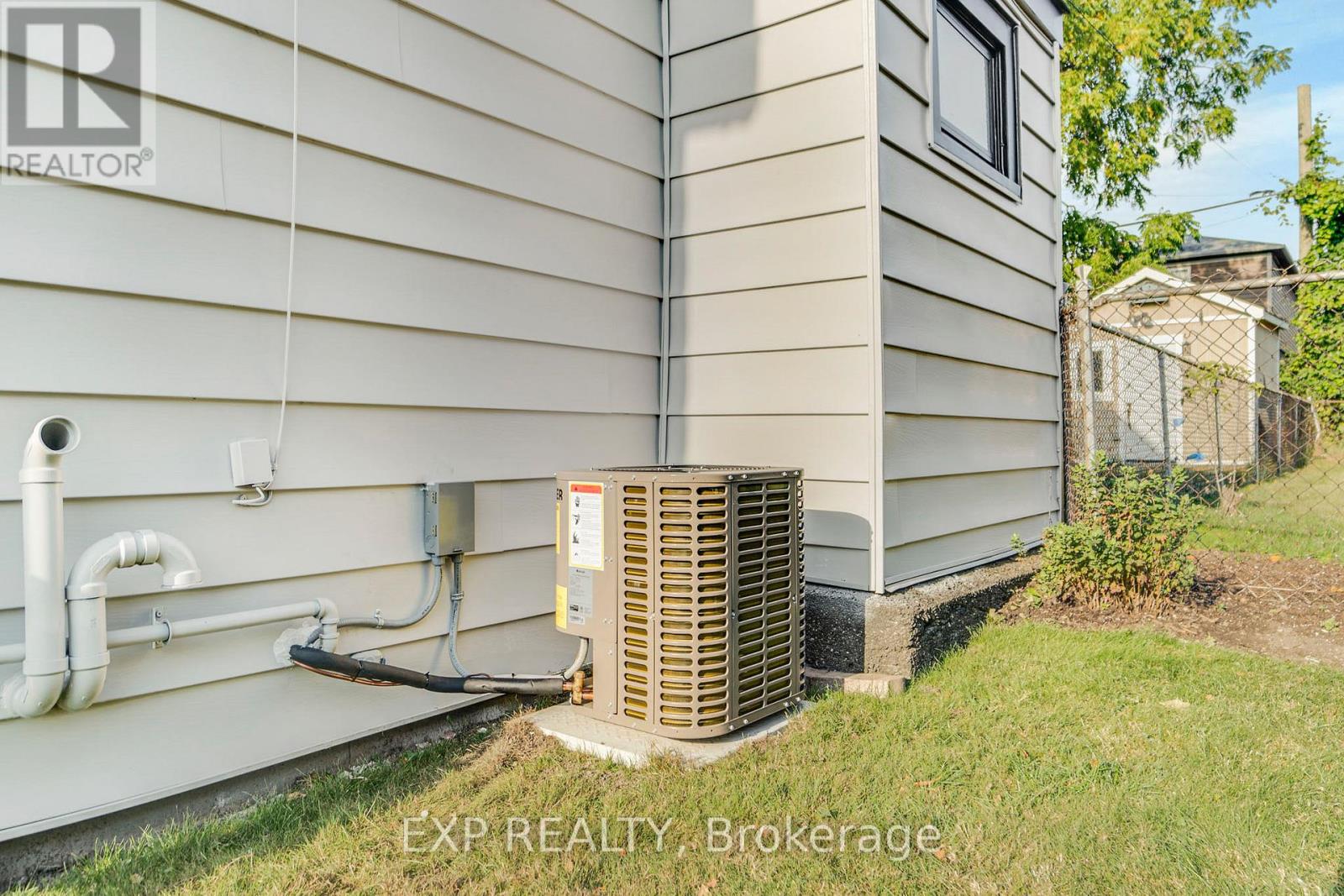 217 Fairfield Avenue, Hamilton, Ontario  L8H 5H5 - Photo 28 - X12627384