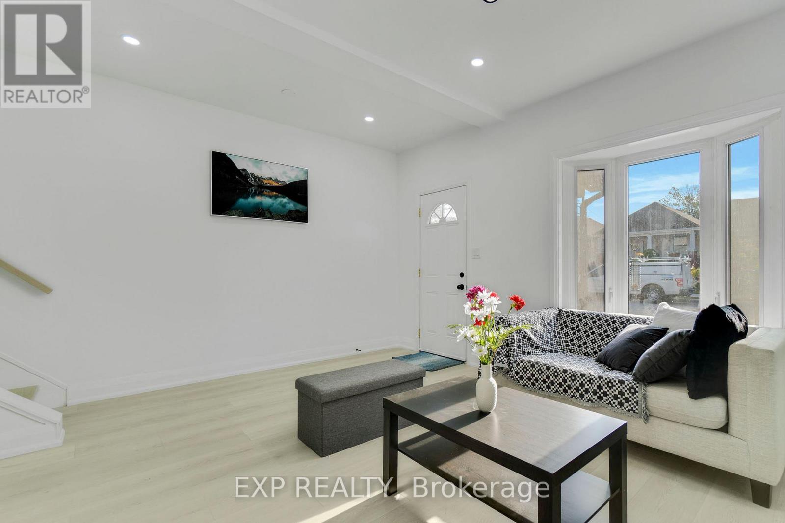 217 Fairfield Avenue, Hamilton, Ontario  L8H 5H5 - Photo 6 - X12627384