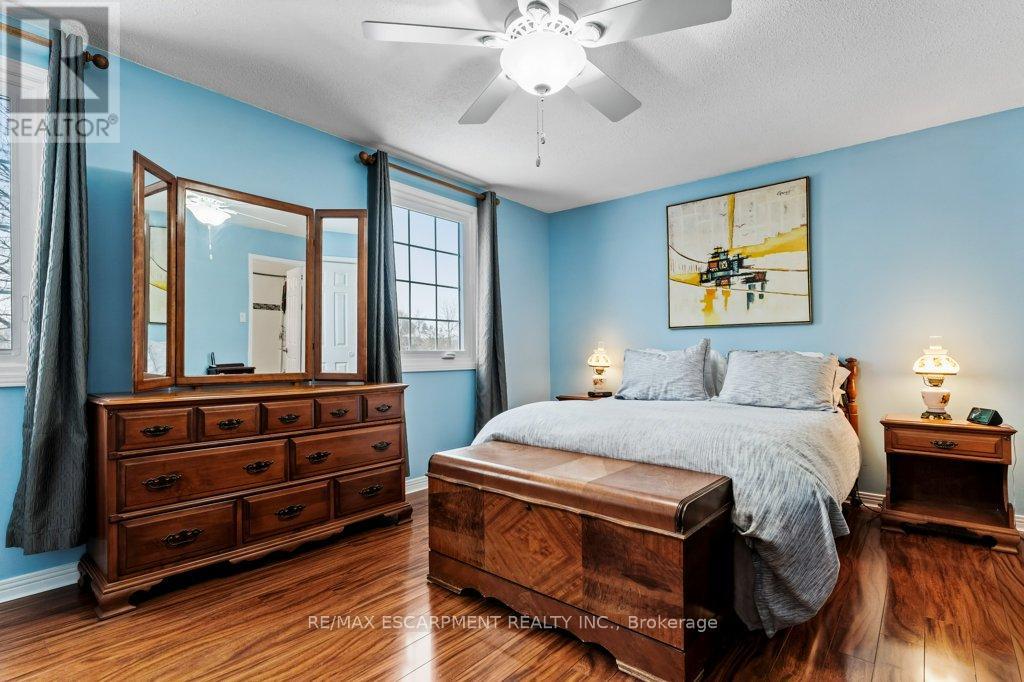 188 Napoli Court, Hamilton, Ontario  L9C 7A2 - Photo 17 - X12627402