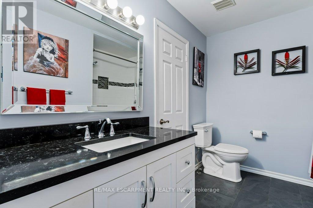 188 Napoli Court, Hamilton, Ontario  L9C 7A2 - Photo 19 - X12627402