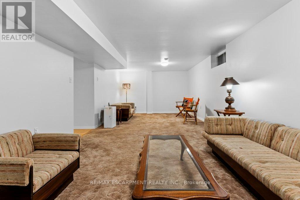 188 Napoli Court, Hamilton, Ontario  L9C 7A2 - Photo 24 - X12627402