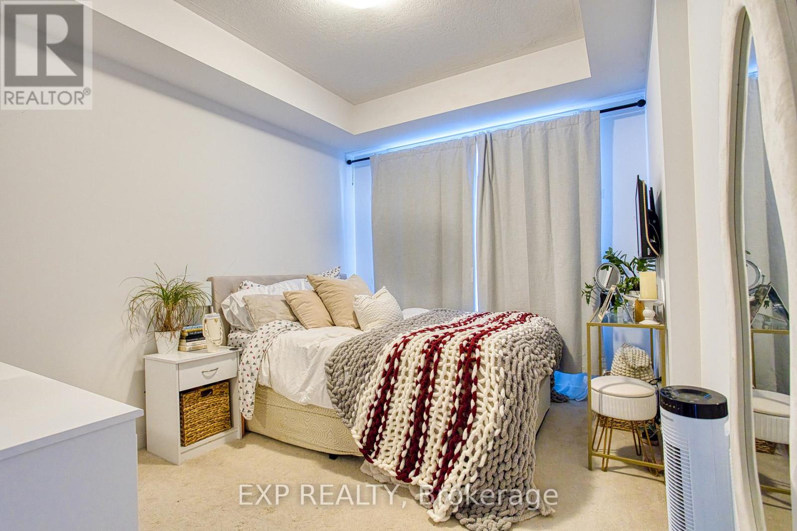 130 - 35 Southshore Crescent, Hamilton (Lakeshore), Ontario  L8E 0J2 - Photo 10 - X12627532