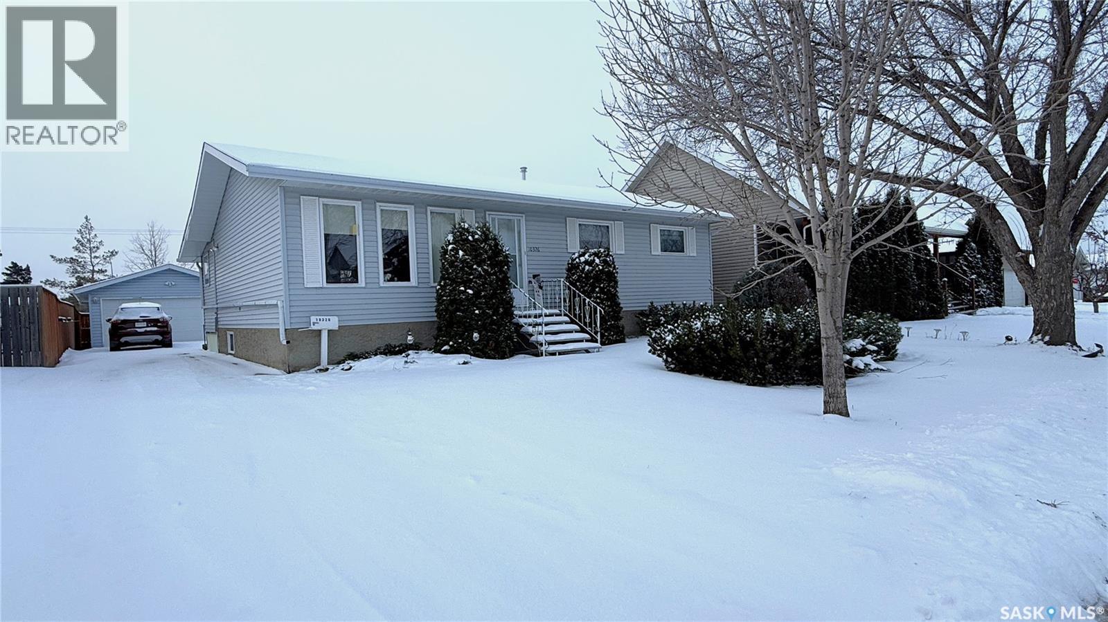 10326 Henderson DRIVE, North Battleford, Saskatchewan