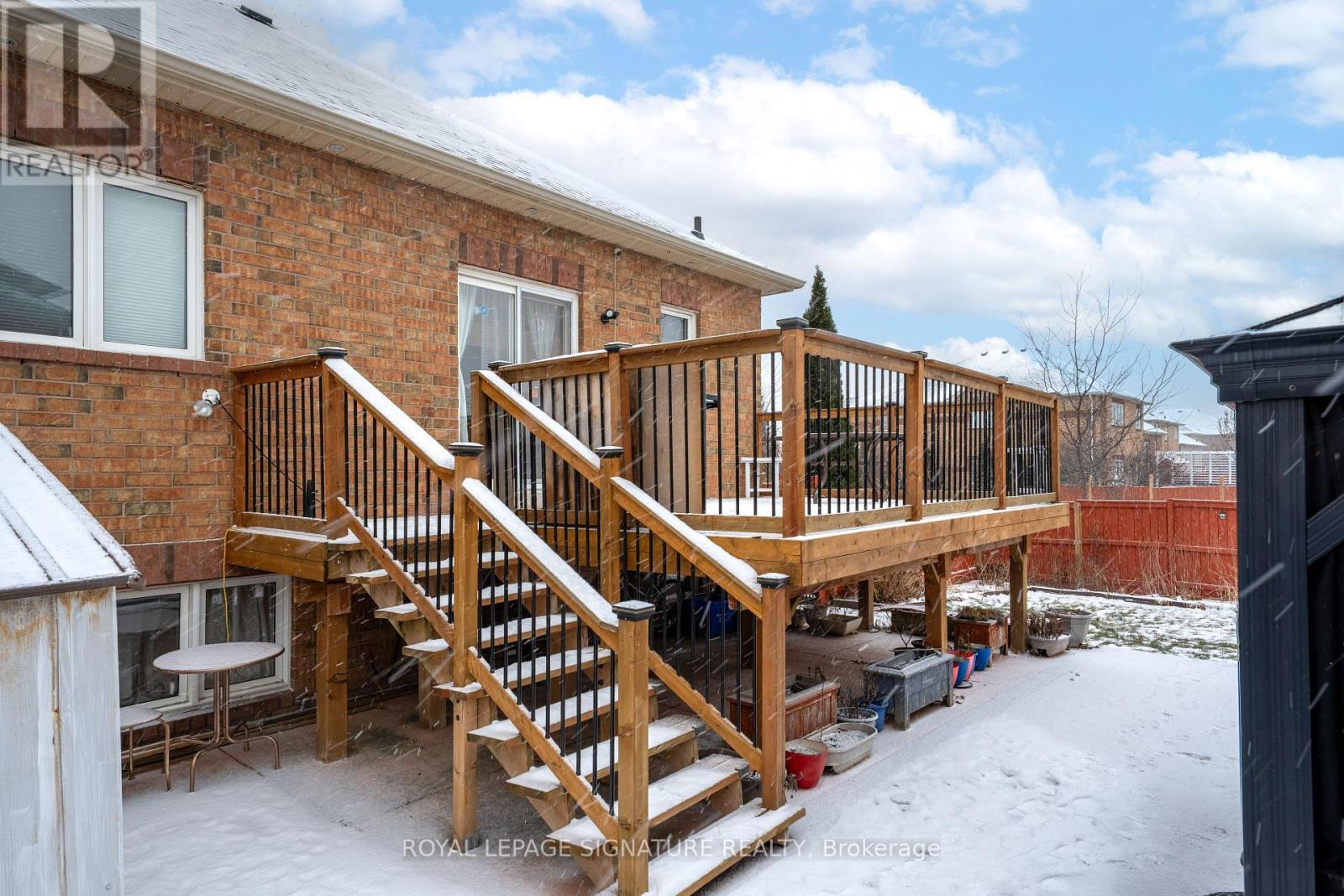 687 Twain Avenue, Mississauga, Ontario  L5W 1K7 - Photo 47 - W12627186