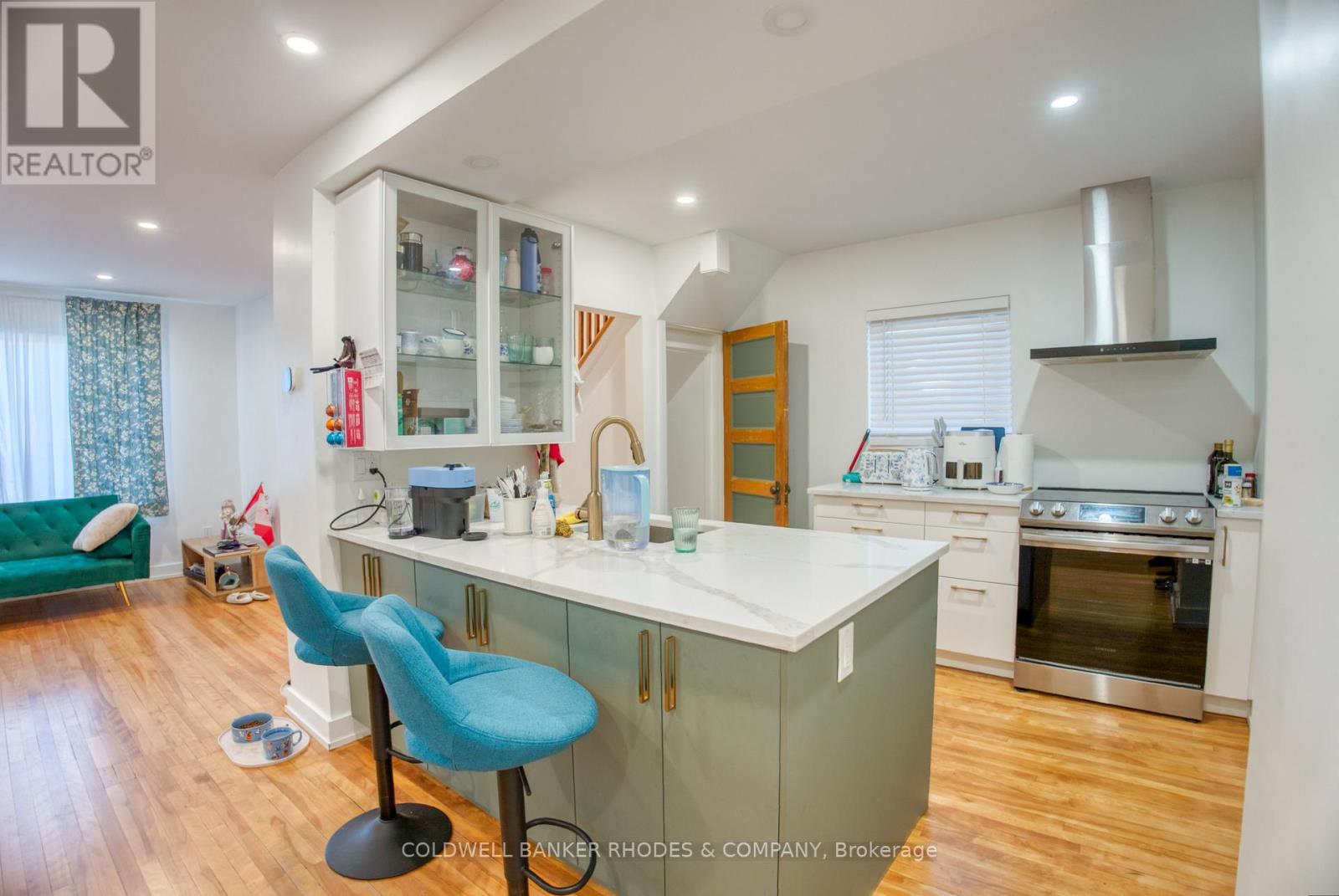 191 Springfield Road, Ottawa, Ontario  K1M 1C3 - Photo 7 - X12627612