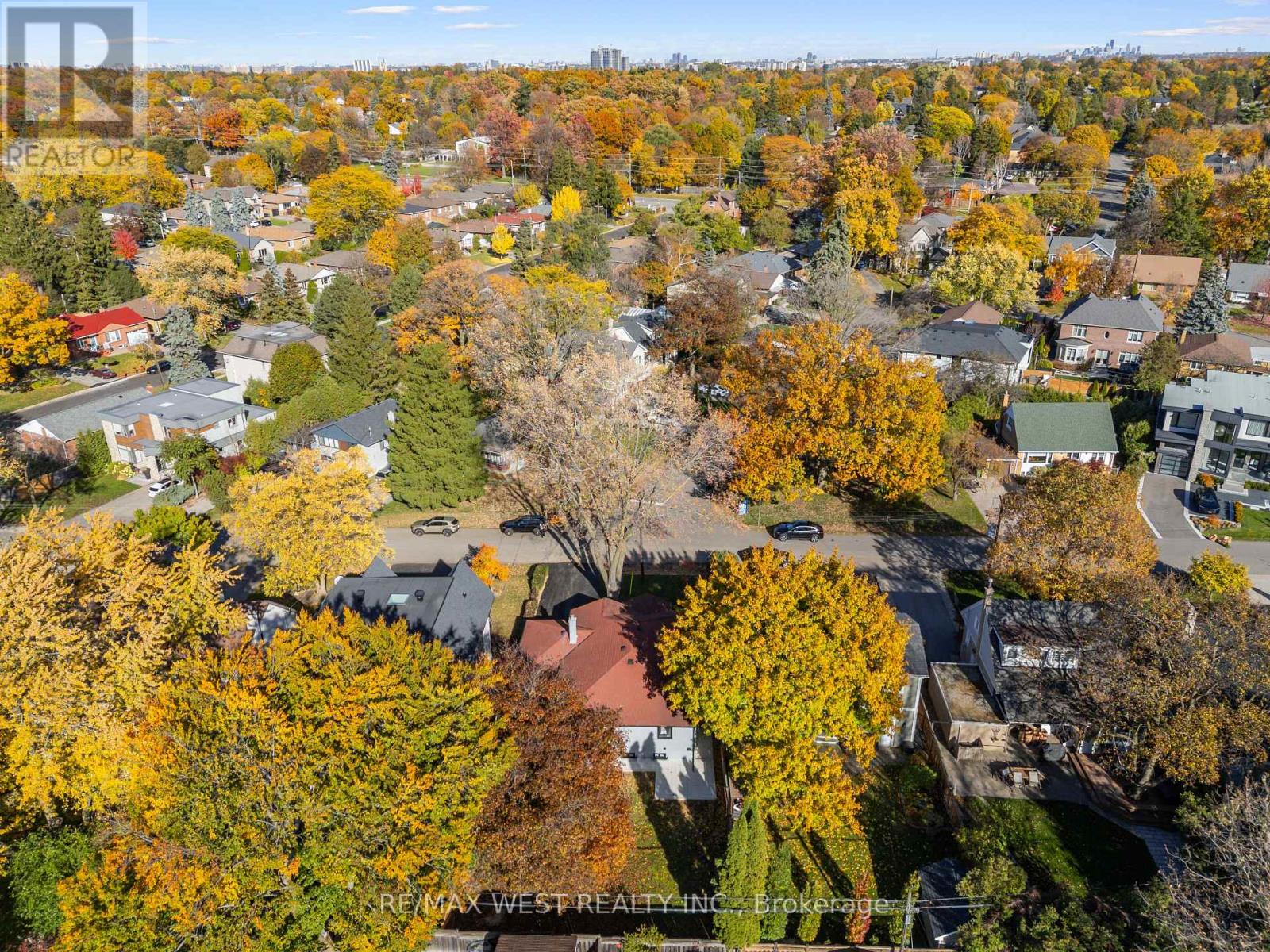 24 Appledale Road, Toronto, Ontario  M9B 5G4 - Photo 46 - W12608156