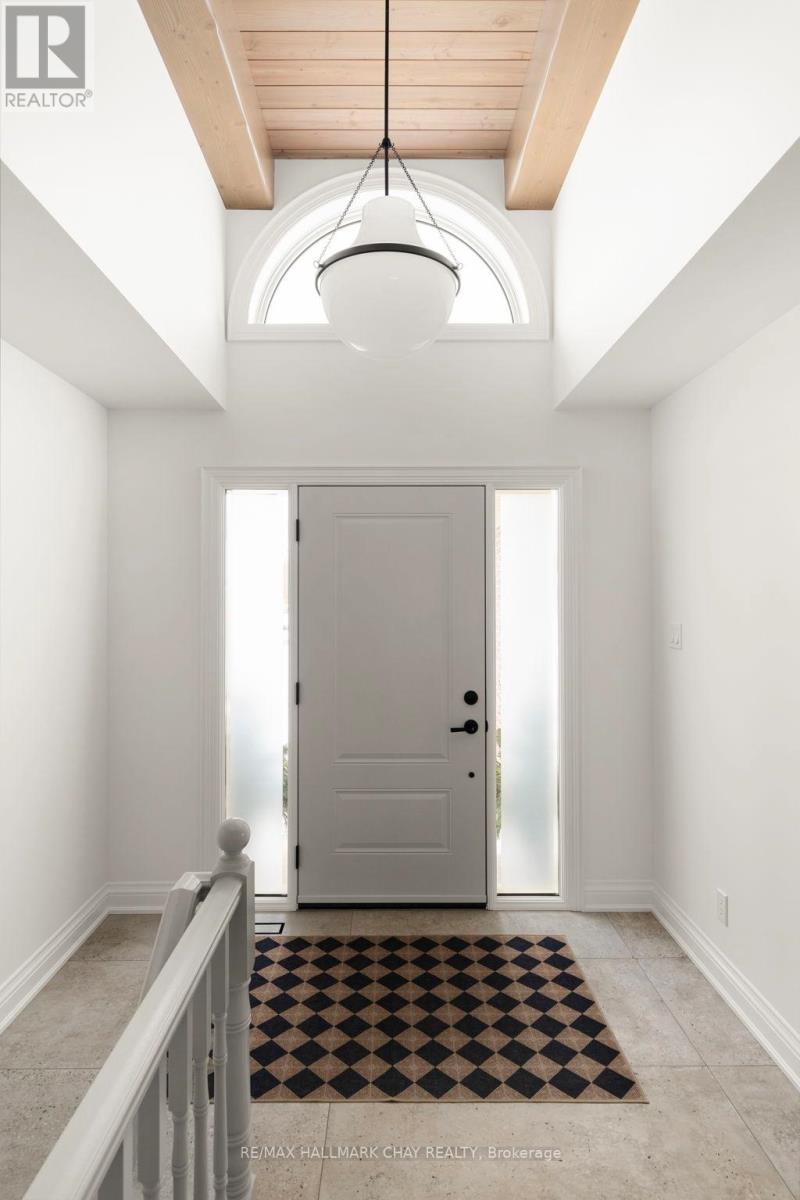 930 Marshall Road, Tiny, Ontario  L0K 2E1 - Photo 5 - S12581404