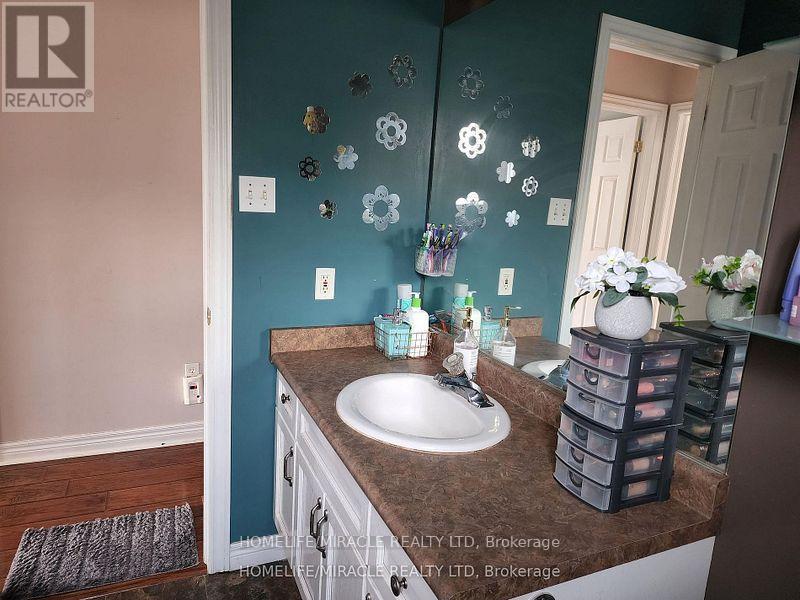 1859 Marconi Boulevard, London East, Ontario  N5V 4Y1 - Photo 14 - X12612790