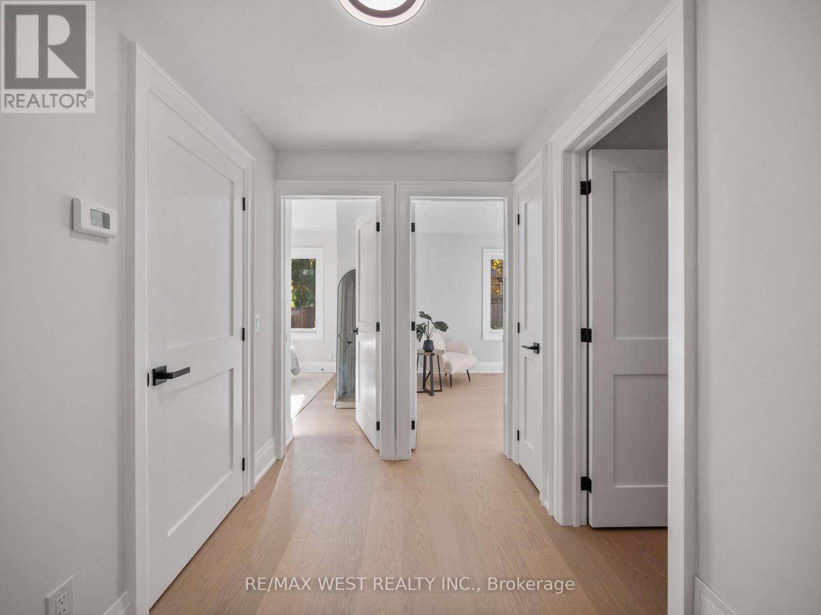 24 Appledale Road, Toronto, Ontario  M9B 5G4 - Photo 18 - W12608156