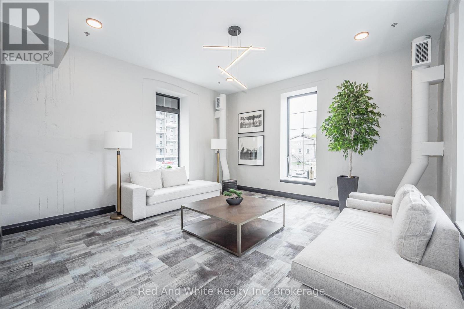 308 - 19 Guelph Avenue, Cambridge, Ontario  N3C 1A2 - Photo 32 - X12474926