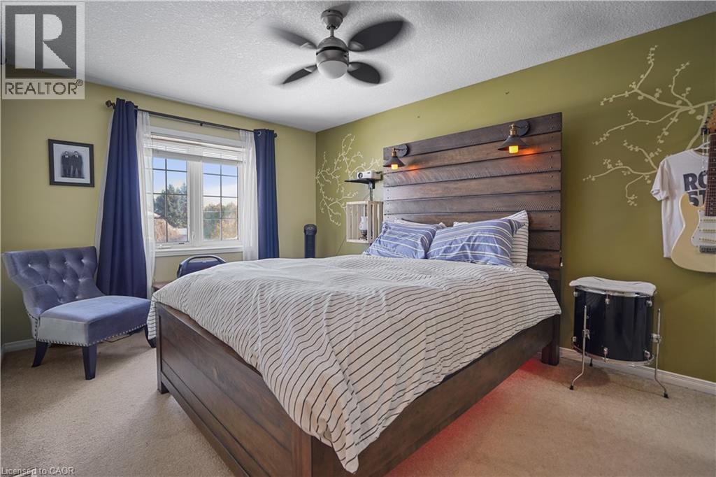 153 Donnenwerth Drive, Kitchener, Ontario  N2E 4C8 - Photo 16 - 40792986