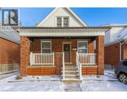 92 HUXLEY Avenue S, Hamilton, Ontario