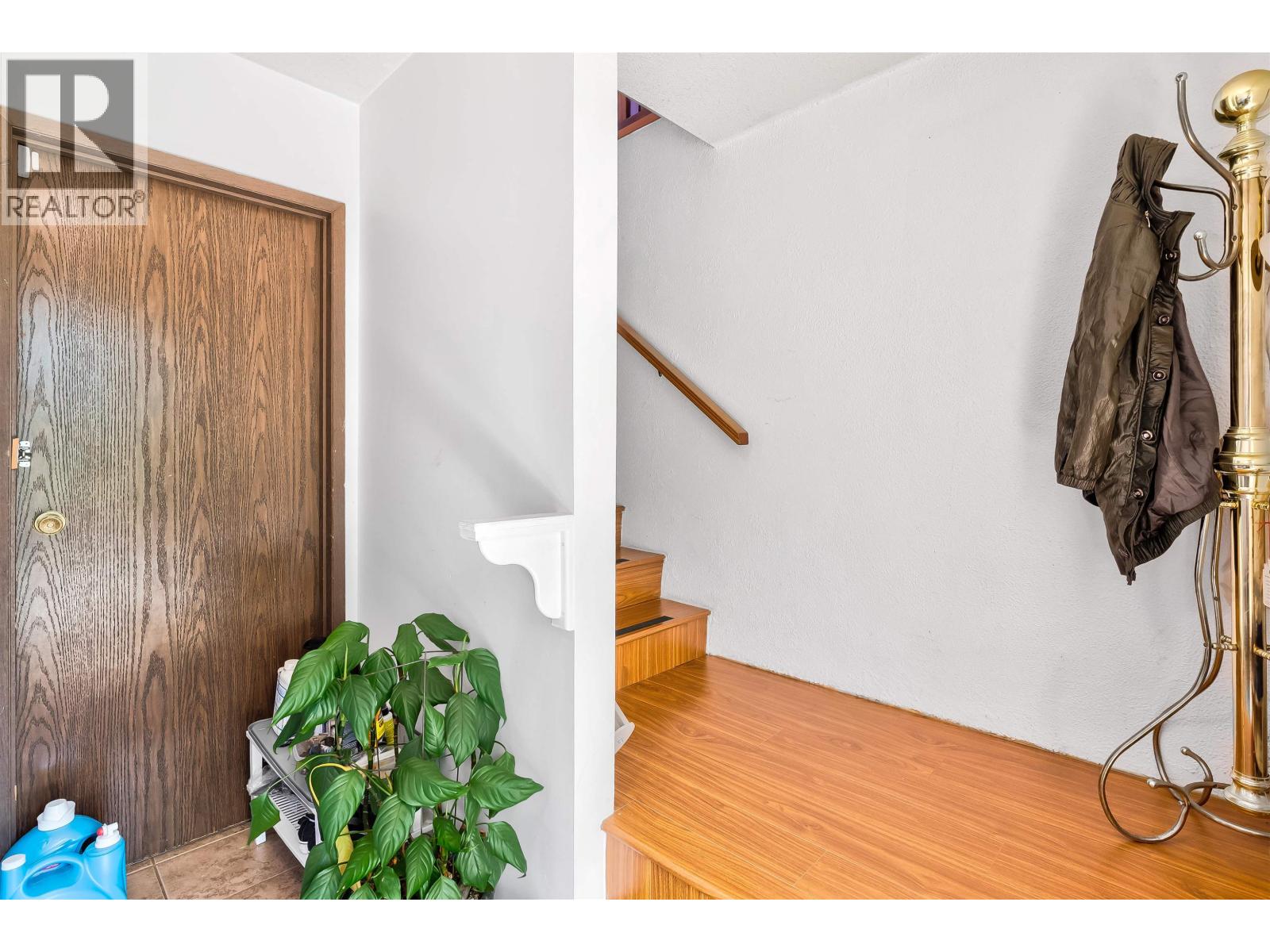 45 N Stratford Avenue, Burnaby, British Columbia V5B 1L1 - Photo 7 - R3073308