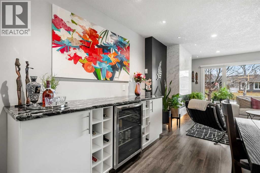 348 Parkwood Close Se, Calgary, Alberta  T2J 3W1 - Photo 8 - A2268750