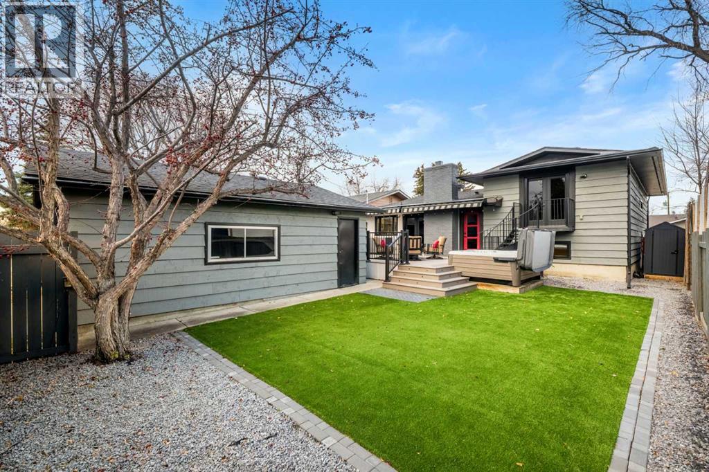 348 Parkwood Close Se, Calgary, Alberta  T2J 3W1 - Photo 44 - A2268750