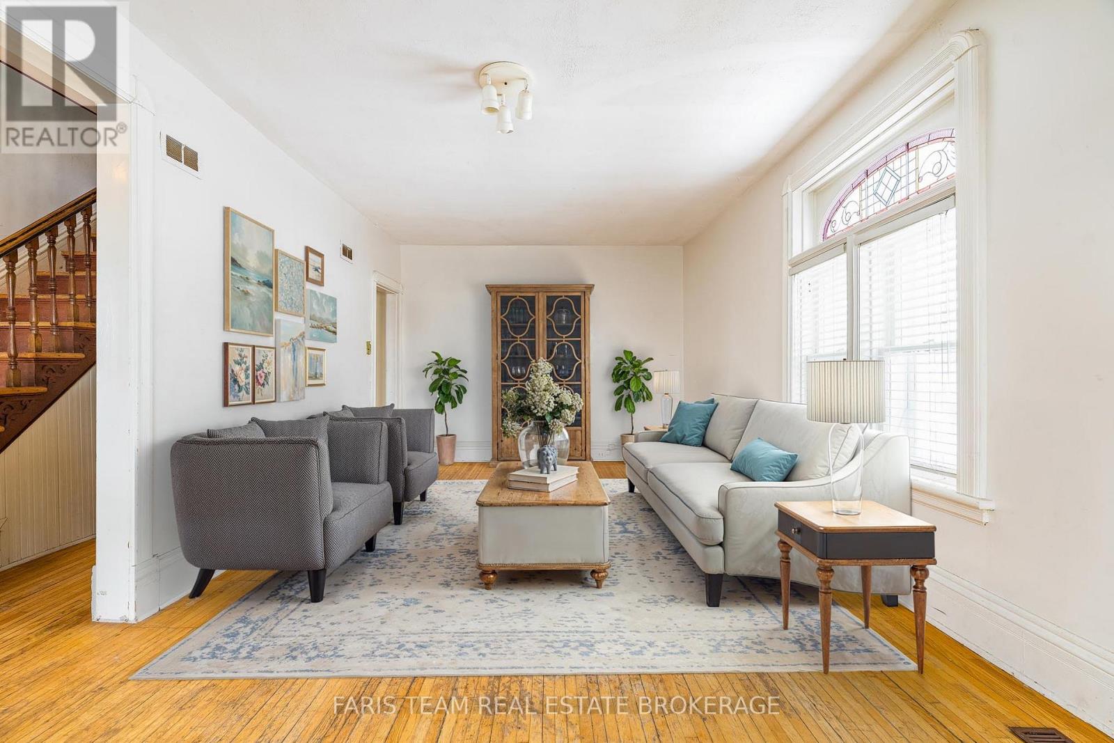 170 Kempenfelt Drive, Barrie, Ontario  L4M 1C2 - Photo 15 - S12614874