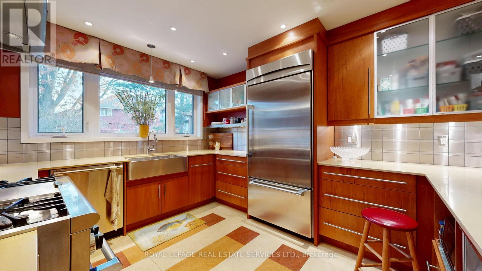 15 Cosmo Road, Toronto, Ontario  M8X 1Z3 - Photo 20 - W12565390