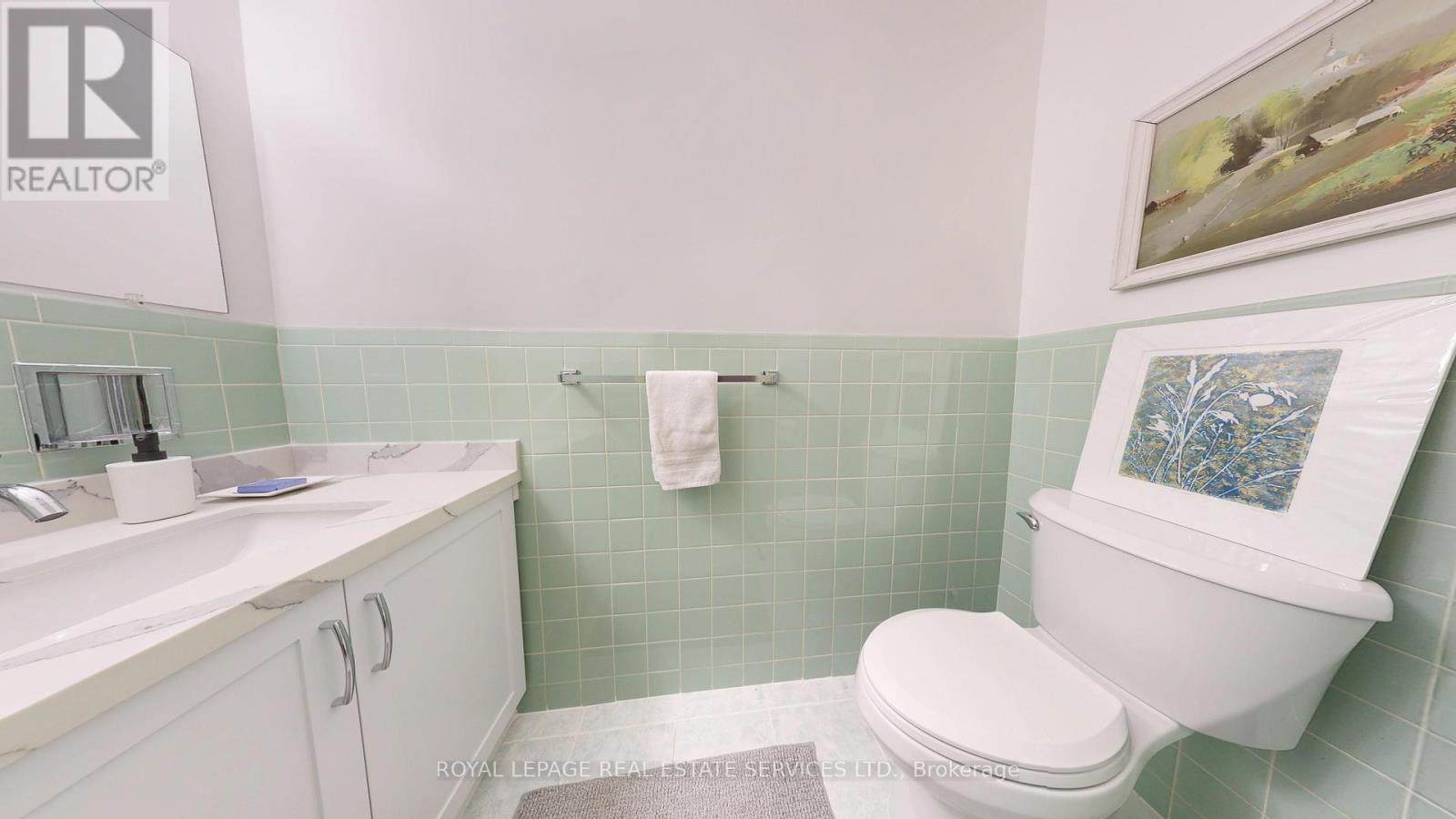 15 Cosmo Road, Toronto, Ontario  M8X 1Z3 - Photo 32 - W12565390