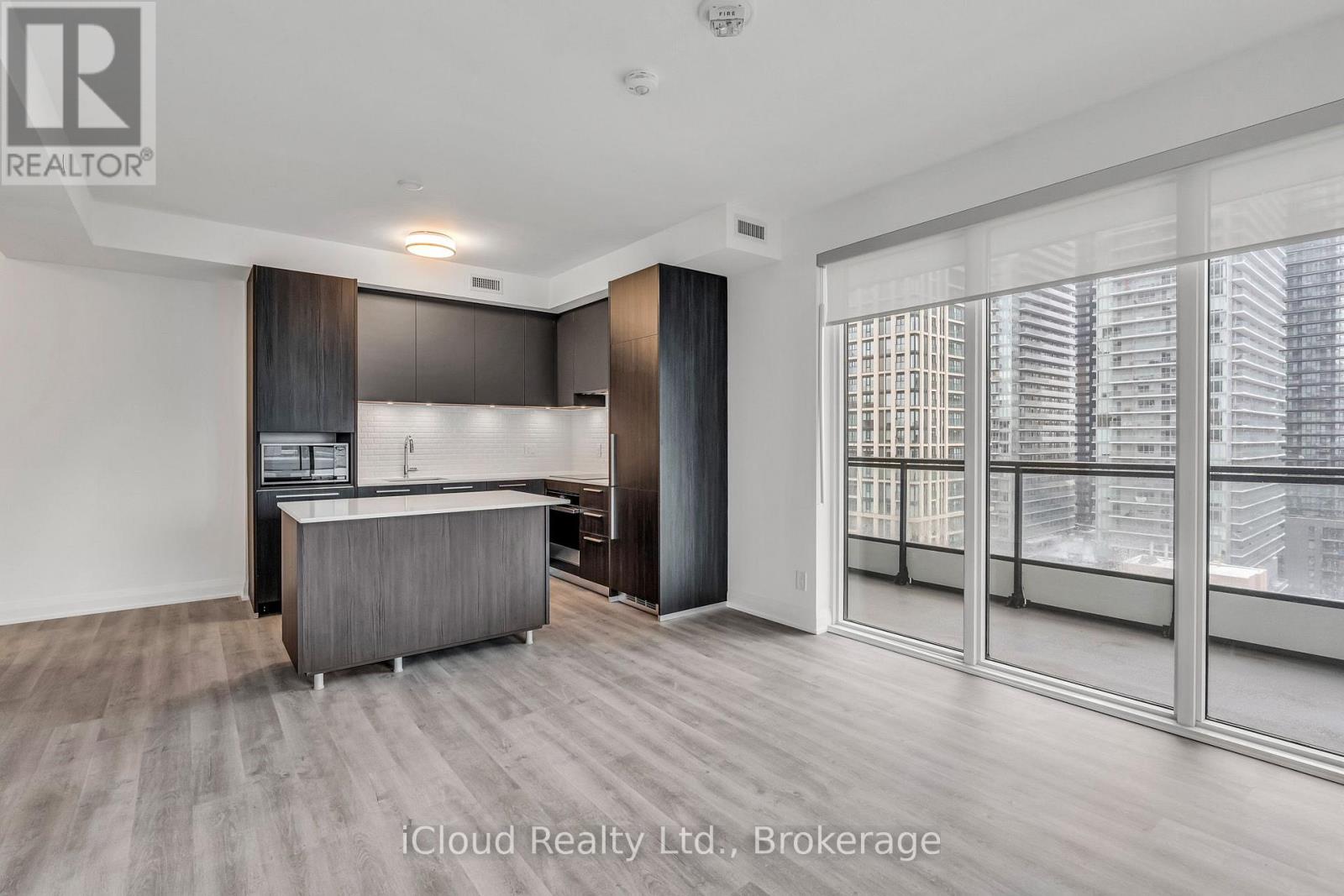 1305 - 65 Broadway Avenue, Toronto, Ontario  M4P 1T9 - Photo 10 - C12627572