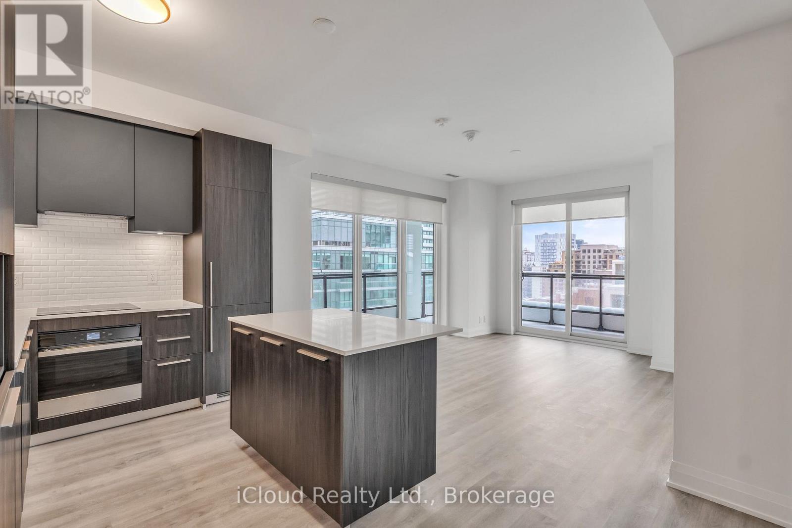 1305 - 65 Broadway Avenue, Toronto, Ontario  M4P 1T9 - Photo 2 - C12627572