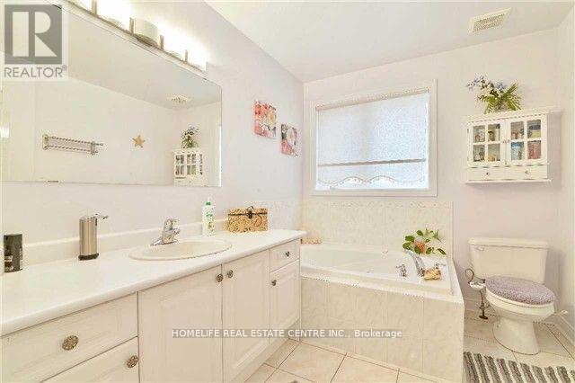 65 Batt Crescent, Ajax, Ontario  L1T 4L8 - Photo 3 - E12627544