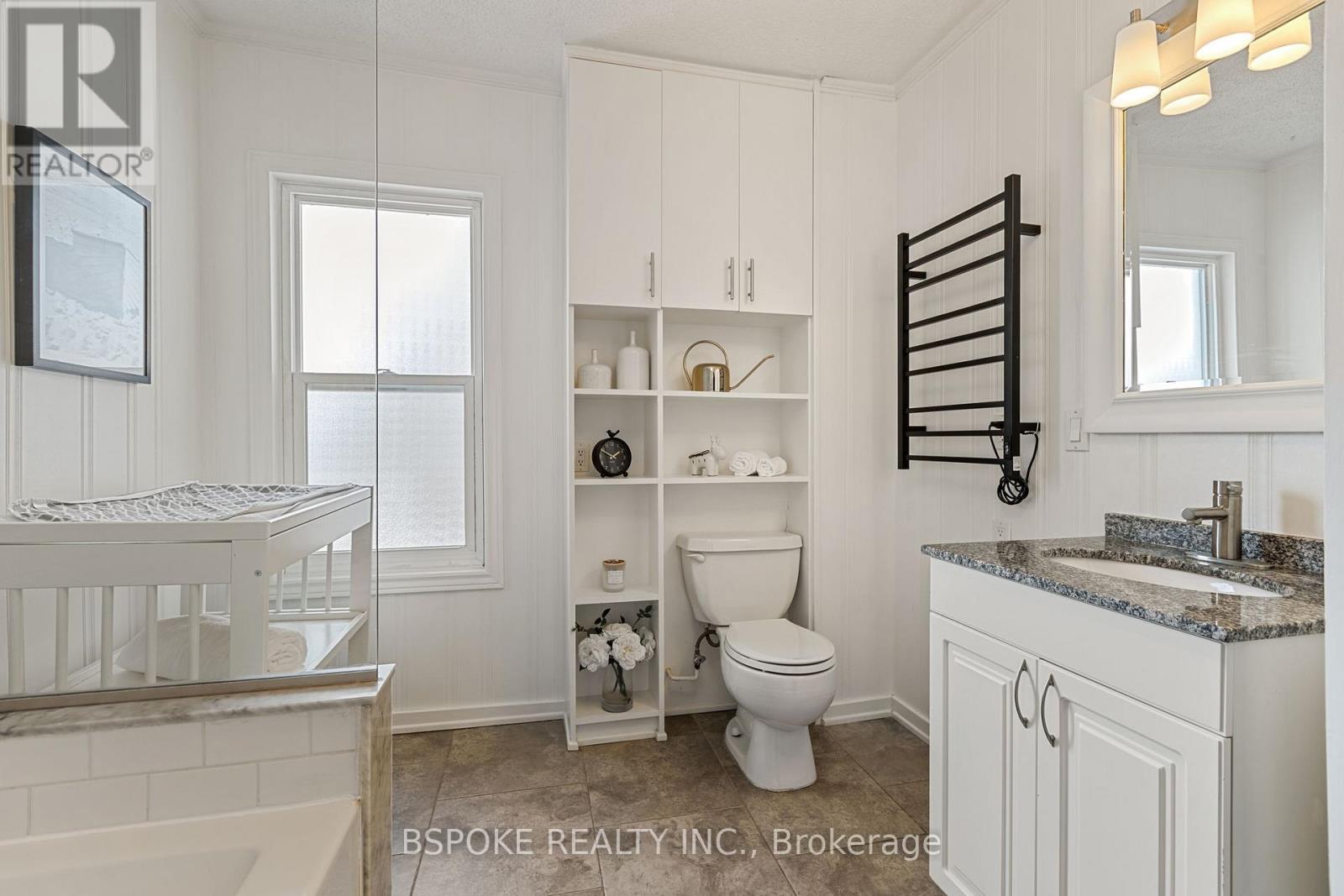 21 Blackburn Street, Toronto, Ontario  M4M 2B3 - Photo 15 - E12627548