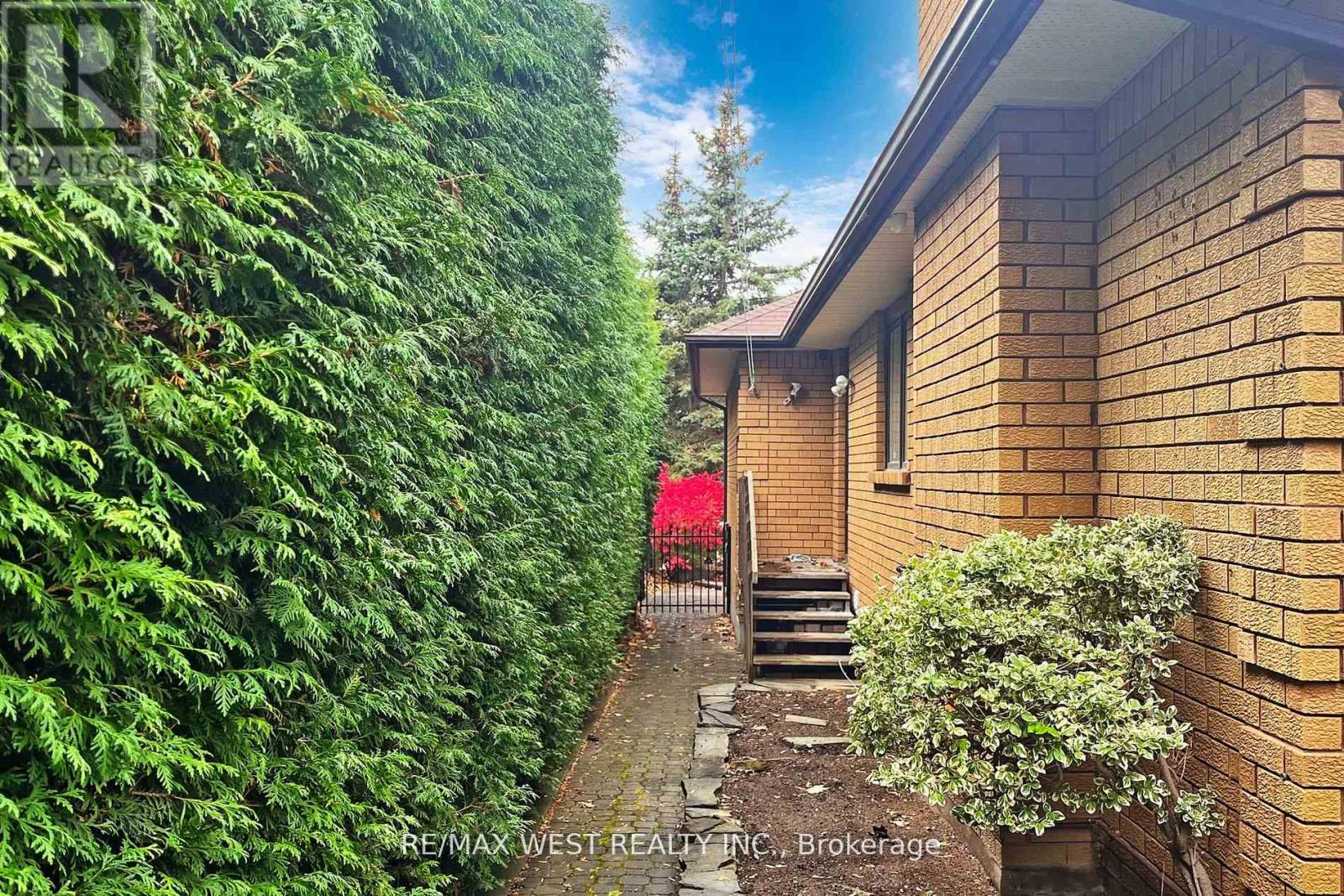 Basement Apartment - 499 Reynolds Street, Whitby (Downtown Whitby), Ontario  L1N 6H4 - Photo 20 - E12627574