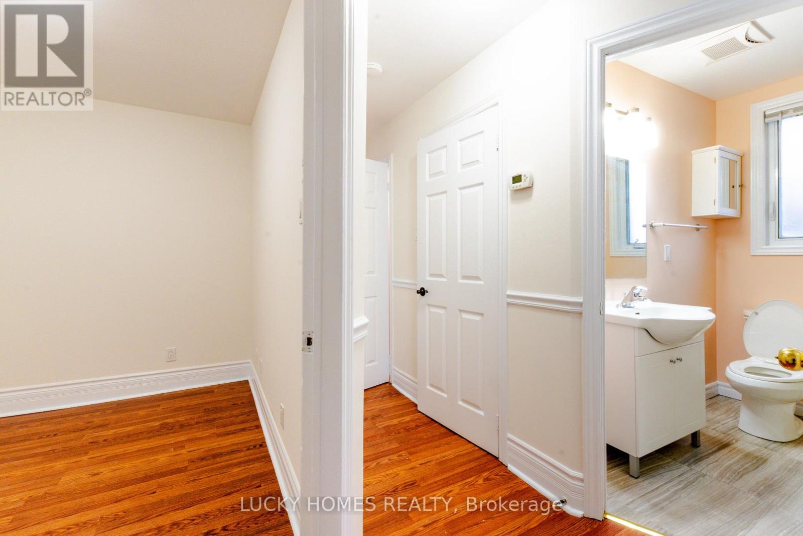 Main Floor - 270 Verdun Road W, Oshawa (Central), Ontario  L1H 5T3 - Photo 11 - E12627576