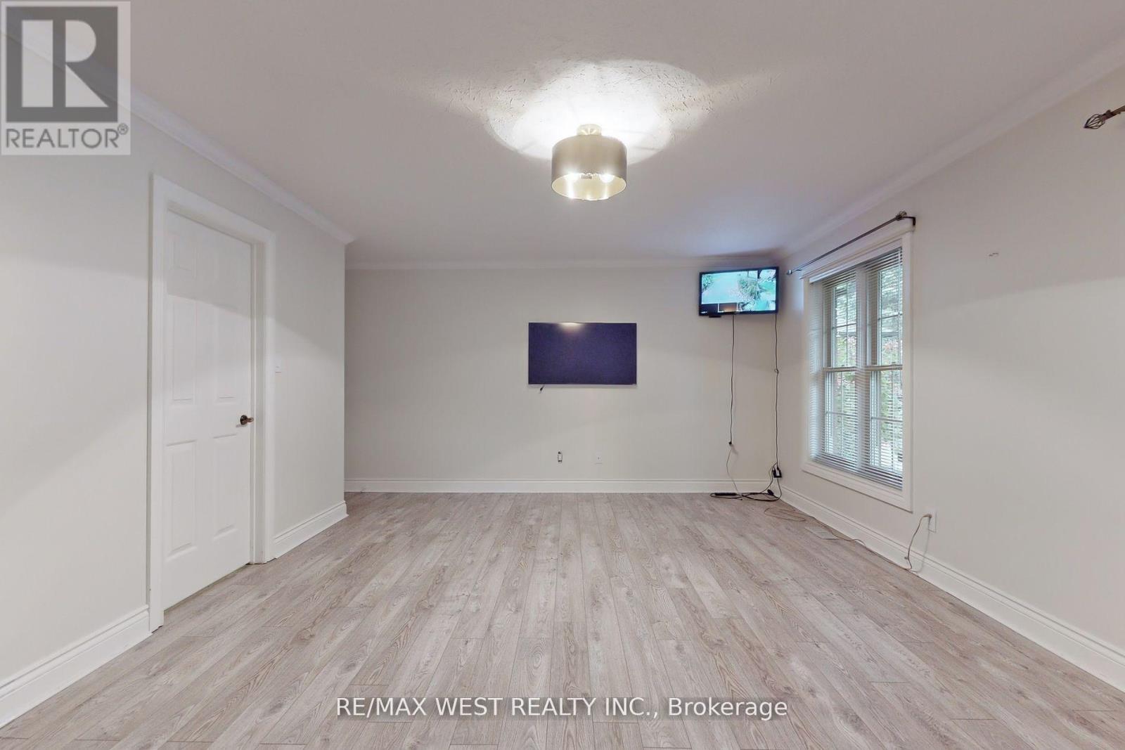 Main Floor - 499 Reynolds Street, Whitby (Downtown Whitby), Ontario  L1N 6H4 - Photo 22 - E12627580